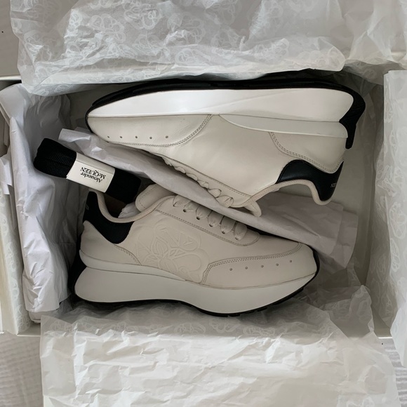 McQueen Sprint Sneakers - Picture 2 of 11